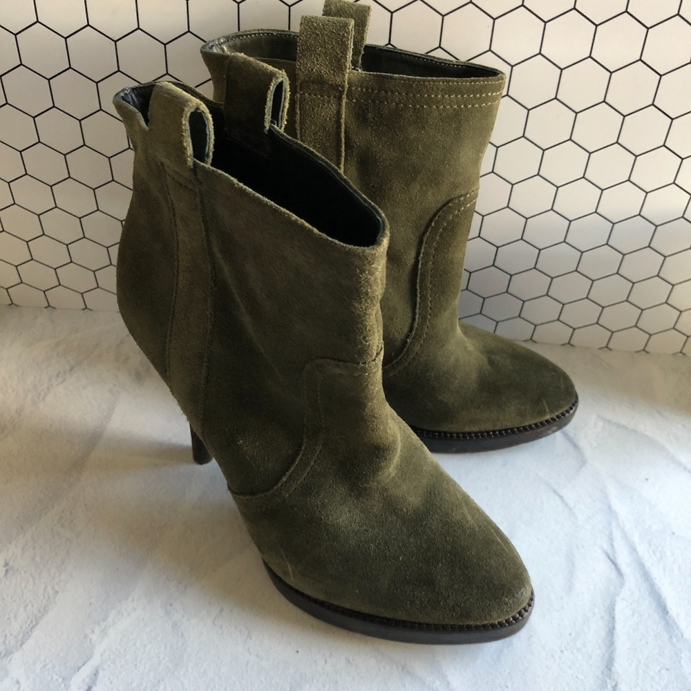 BCBGeneration Sandra Green Suede Ankle Booties 7.5